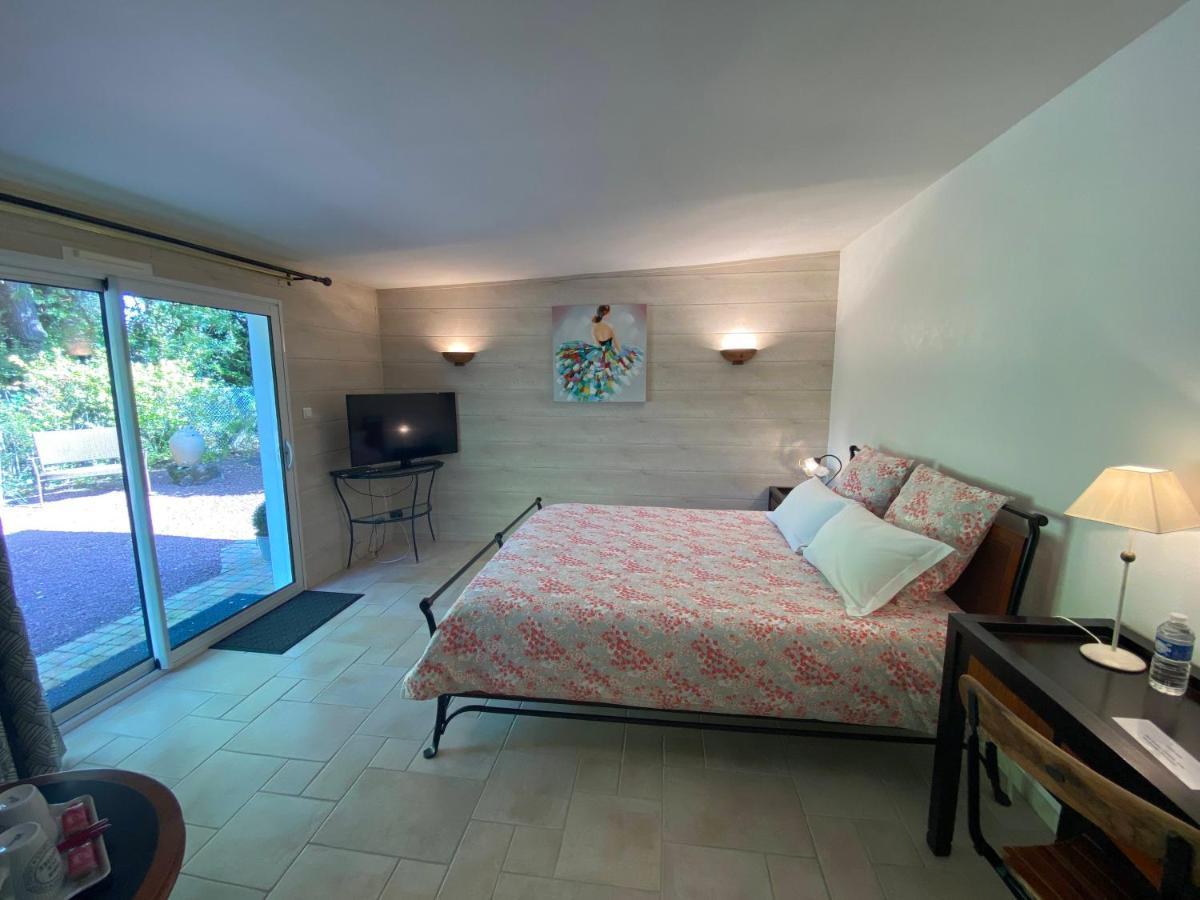 Le Clos Des Chenes Challans Exterior foto